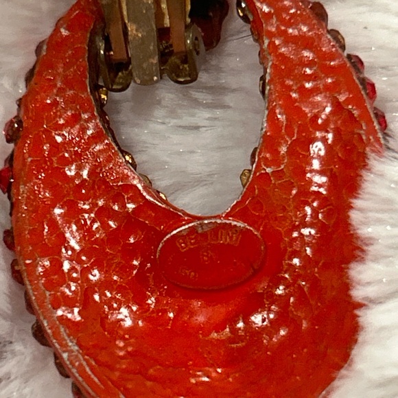 Vintage Bellini Vibrant Red Swarovski crystal drops earrings New/Clip/ Designer - Picture 5 of 13